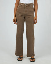 Load image into Gallery viewer, Jacqui Wide Leg Jean - Cocoa