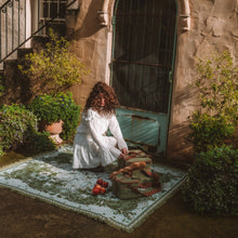 Load image into Gallery viewer, Ornate Floral Throw - Fern