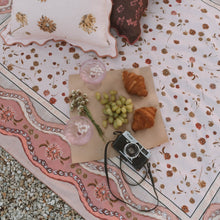 Load image into Gallery viewer, Dahlia Picnic Rug - Rose