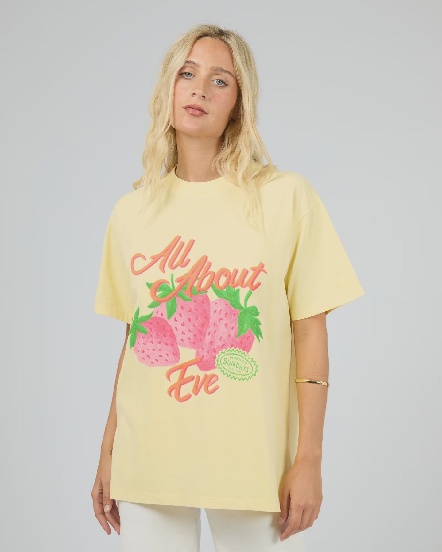 Berry Market Relaxed Tee - Yellow