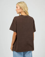Load image into Gallery viewer, Prairie Relaxed Tee - Brown
