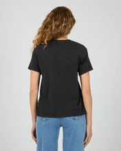 Load image into Gallery viewer, Hampshire Regular Tee
