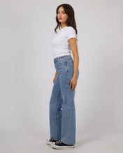 Load image into Gallery viewer, Skye Comfort Jeans - Blue
