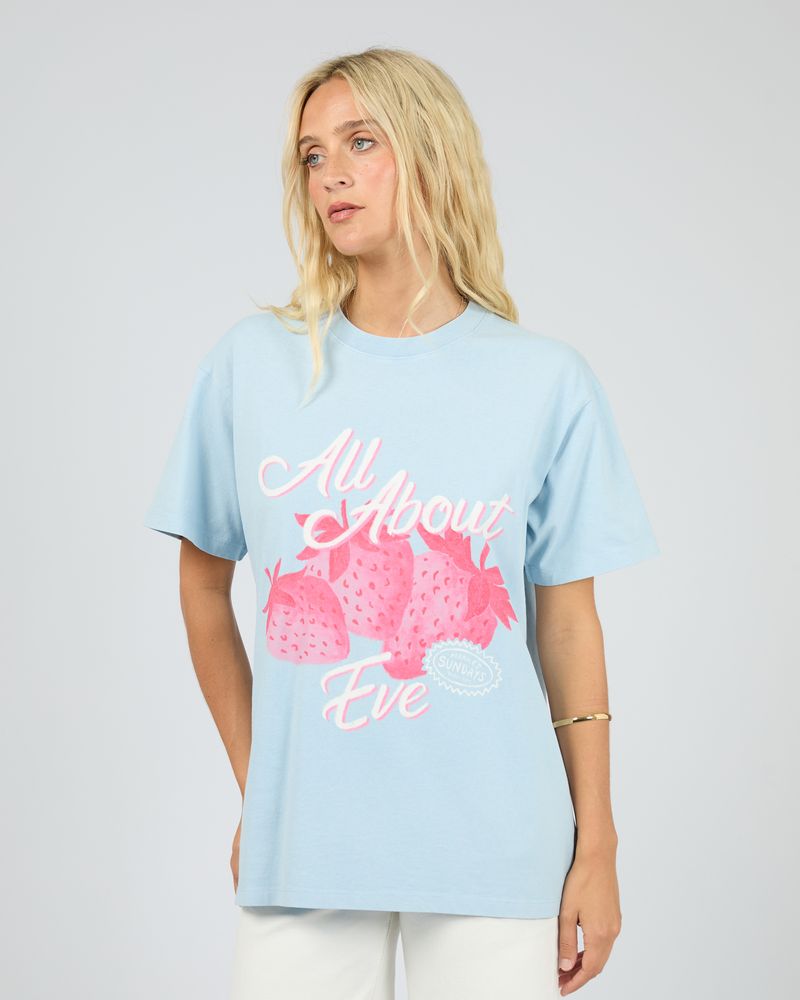 Berry Market Relaxed Tee