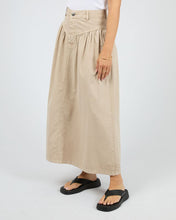 Load image into Gallery viewer, Arlo Maxi Skirt - Beige
