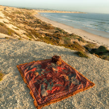 Load image into Gallery viewer, Cuban Tropical Picnic Rug - Bronze
