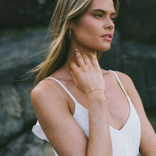 Load image into Gallery viewer, Elara Bracelet - Gold
