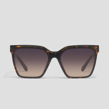 Load image into Gallery viewer, Level Up -Tortoise Frame / Smoke Taupe Polarized Lens
