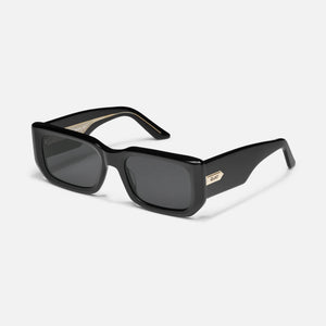 Tell me More -Black Frame / Smoke Lens