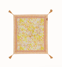 Load image into Gallery viewer, Le Lemon Picnic Rug - Nectar
