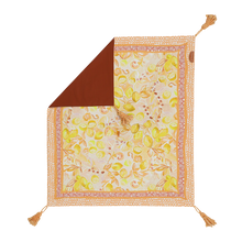 Load image into Gallery viewer, Le Lemon Picnic Rug - Nectar
