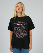 Load image into Gallery viewer, Rodeo Relaxed Tee - Blk
