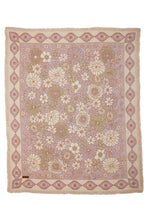 Load image into Gallery viewer, Woven Throw - Blush
